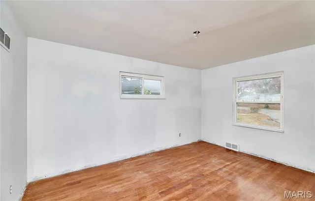 $274,900 | 8637 Mayflower Court, St. Louis, MO 63132