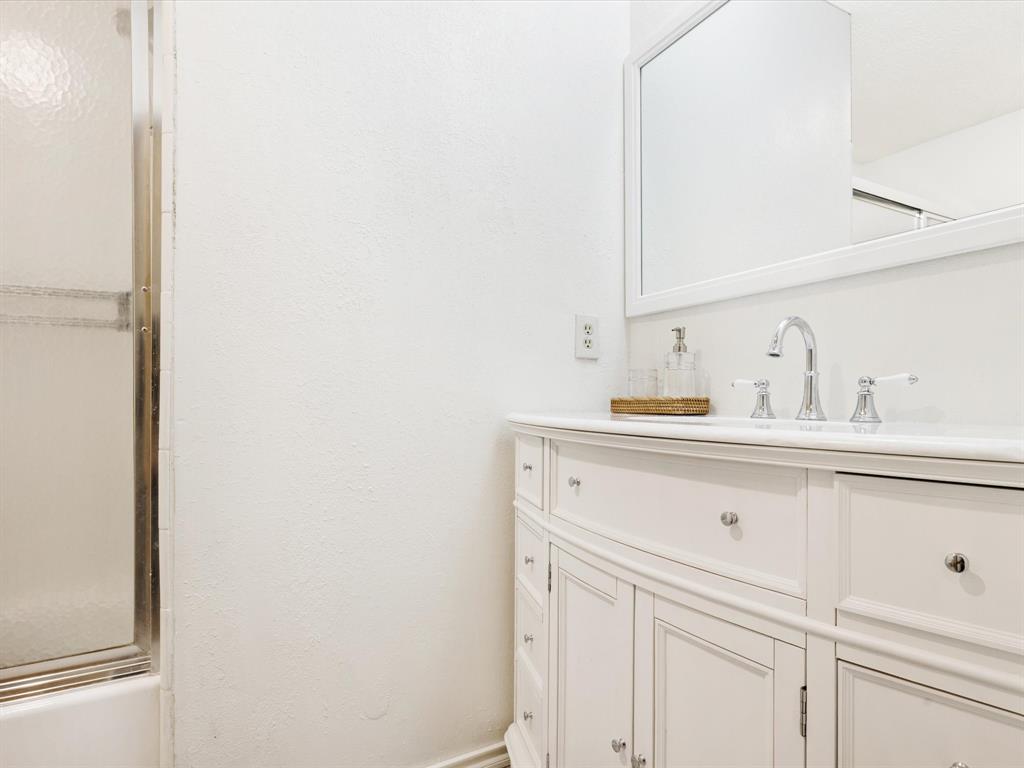 6619 Saddle Ridge Road Arlington, TX 76016 - Photo 13 of 32