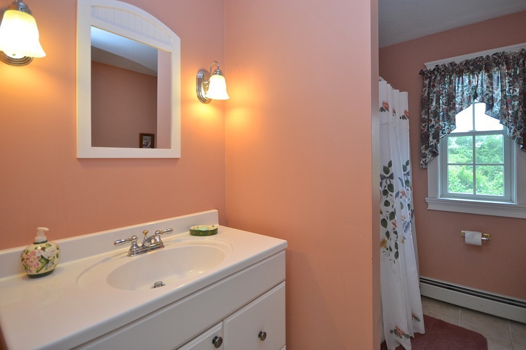 10 Sunset Beach Road Fairhaven, MA 02719 - Photo 20 of 29 Gallery Image 20