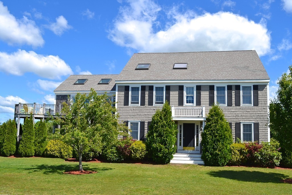 10 Sunset Beach Road Fairhaven, MA 02719 - Photo 2 of 29 Gallery Image 2