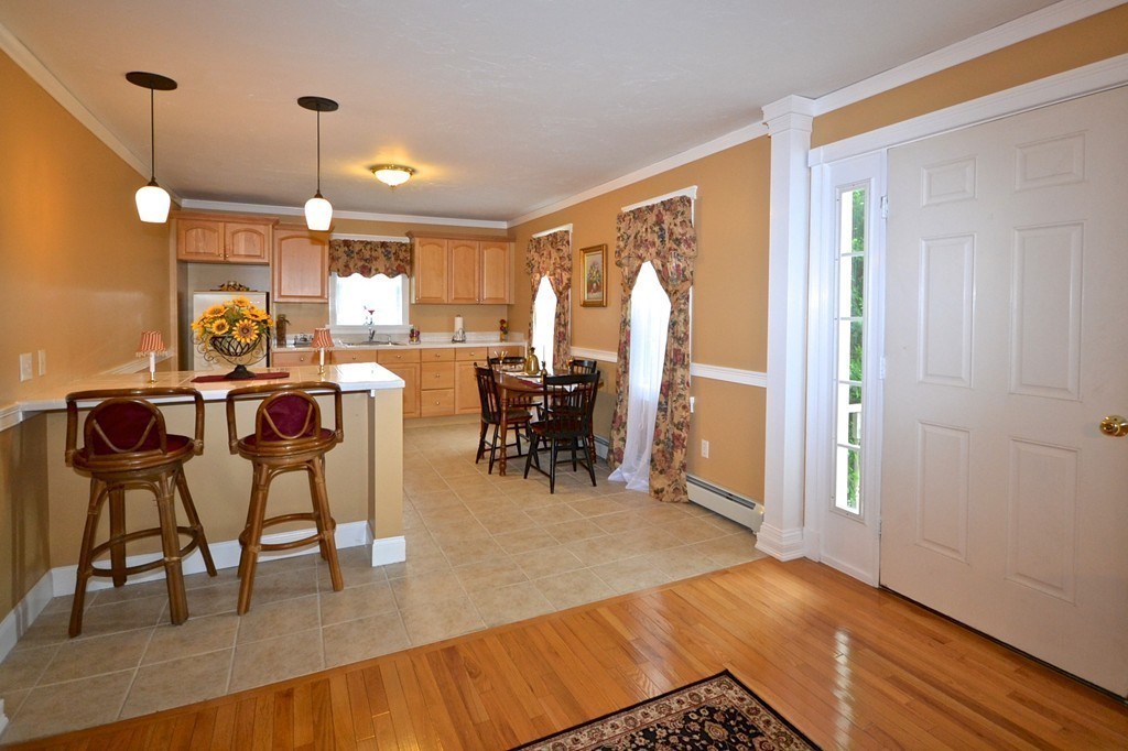 10 Sunset Beach Road Fairhaven, MA 02719 - Photo 7 of 29 Gallery Image 7