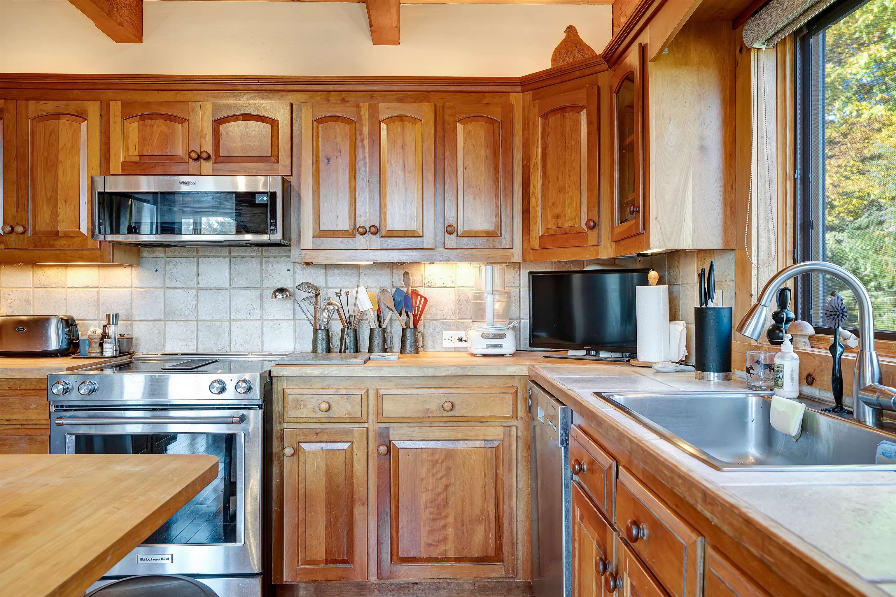 178 Willow Brook Road Woodstock, VT 05091 - Photo 7 of 40 Gallery Image 7