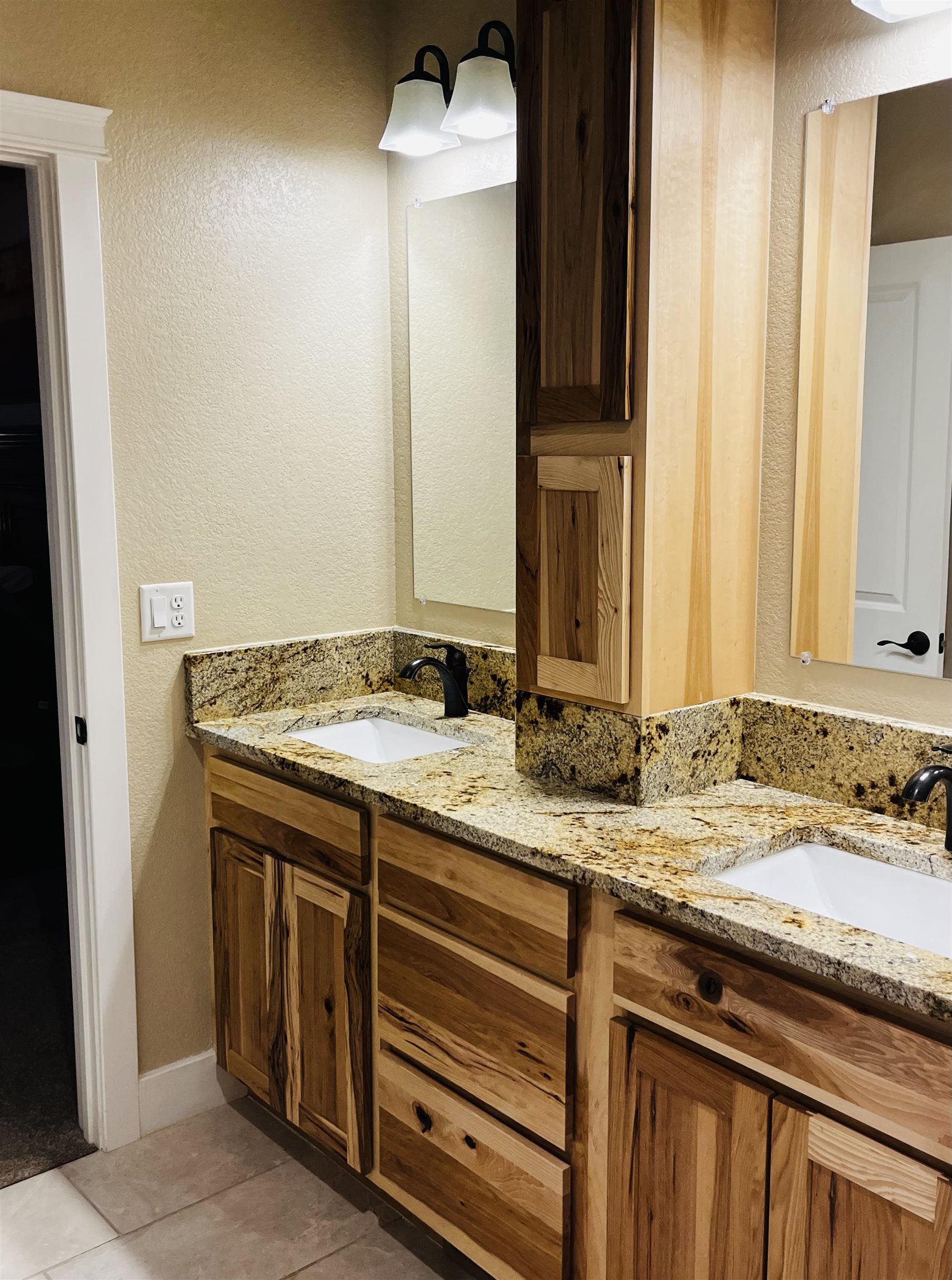 6776 Rogue River Road Casper, WY 82604 - Photo 16 of 40