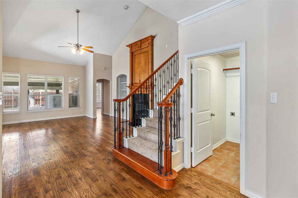 4908 Rushden Road McKinney, TX 75070 - Photo 9 of 35