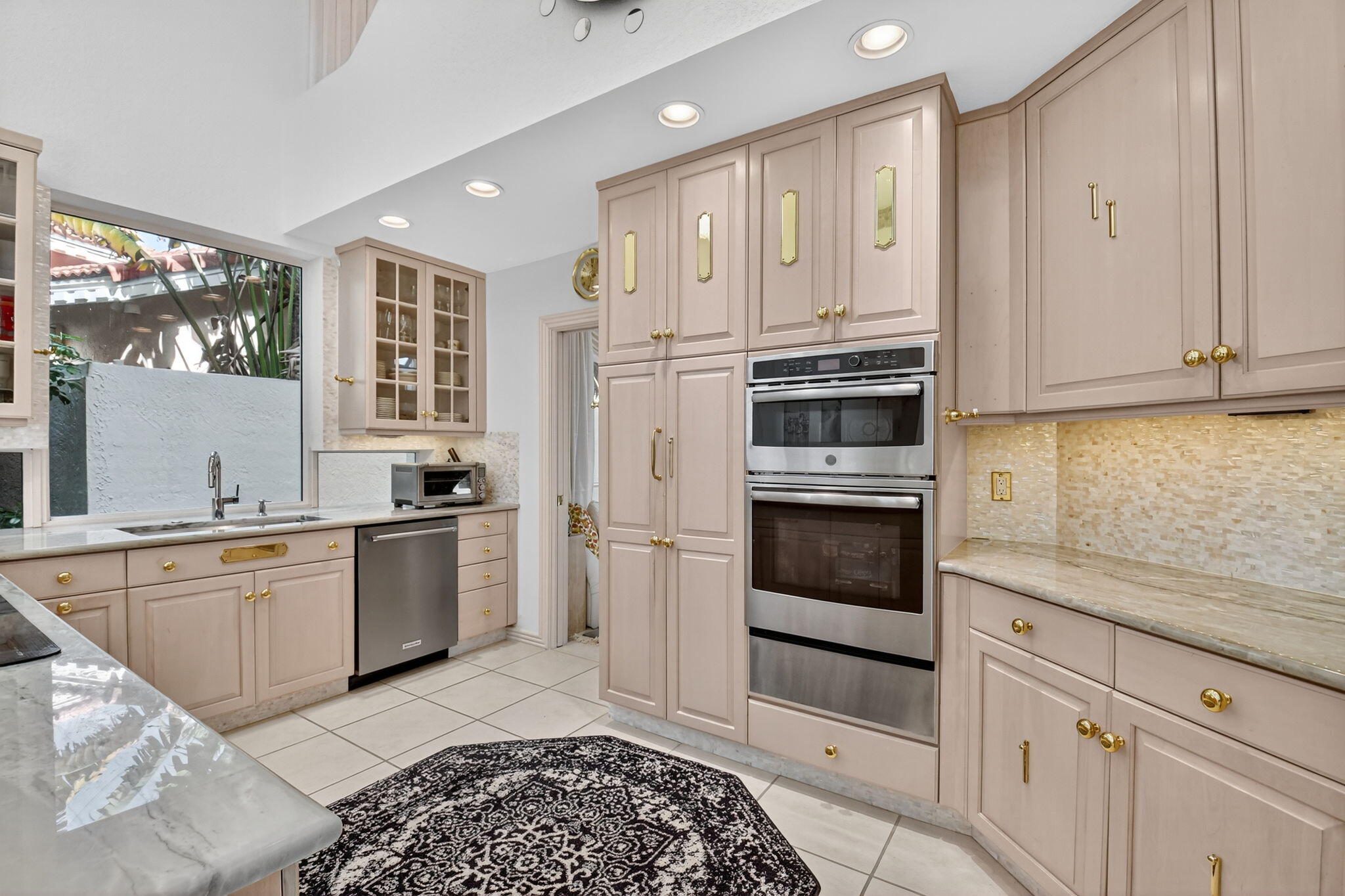 16670 Senterra Drive Delray Beach, FL 33484 - Photo 17 of 80 LOADS OF NATURAL LIGHT