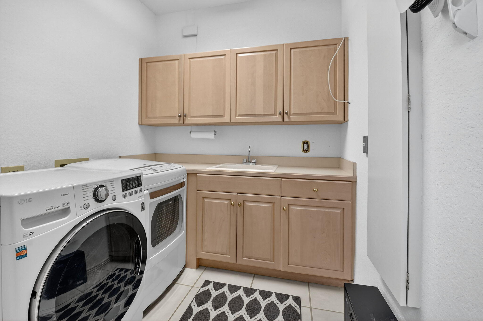 16670 Senterra Drive Delray Beach, FL 33484 - Photo 49 of 80 LAUNDRY ROOM