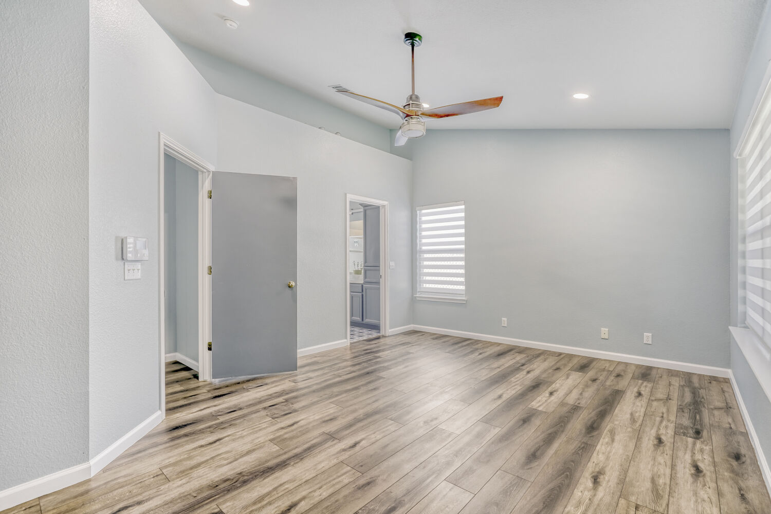2529 Tandi Trail Round Rock, TX 78664 - Photo 15 of 32 a view of empty room with wooden floor