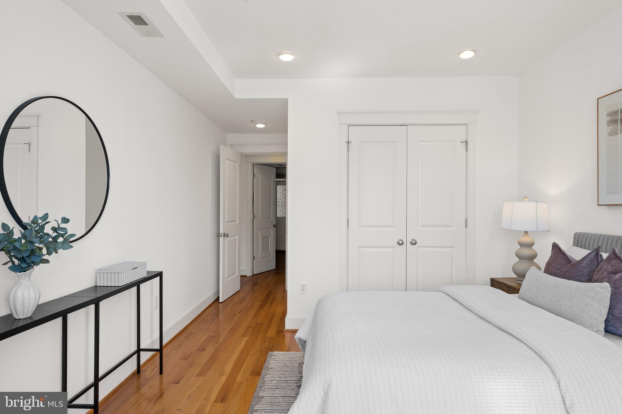 19 Logan Circle Northwest, Unit 300 Washington, DC 20005 - Photo 15 of 24