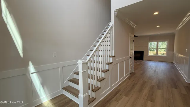 $584,900 | 295 East Ivybridge Drive, Hubert, NC 28539