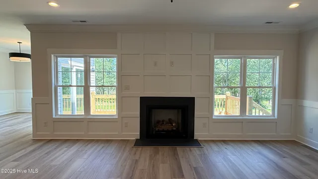 $584,900 | 295 East Ivybridge Drive, Hubert, NC 28539