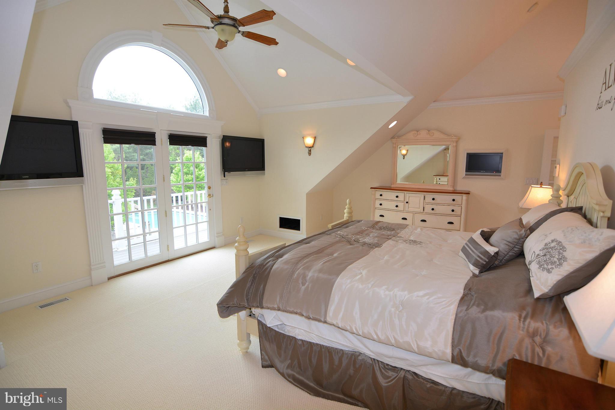 1222 Severn Station Road Severn, MD 21144 - Photo 16 of 30 Bedroom (Master)