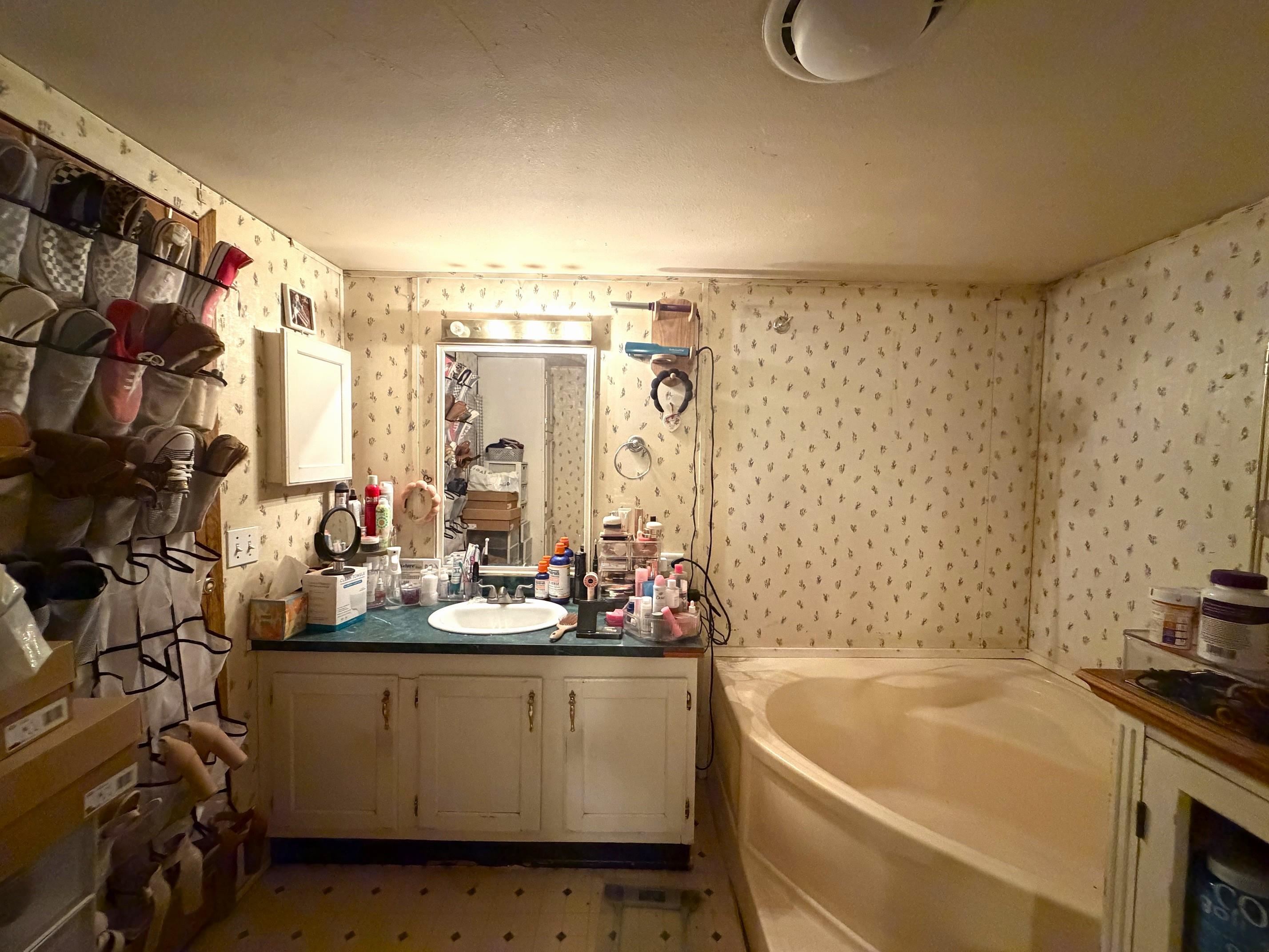 41 Pine Tree Road Newport, NH 03773 - Photo 7 of 24