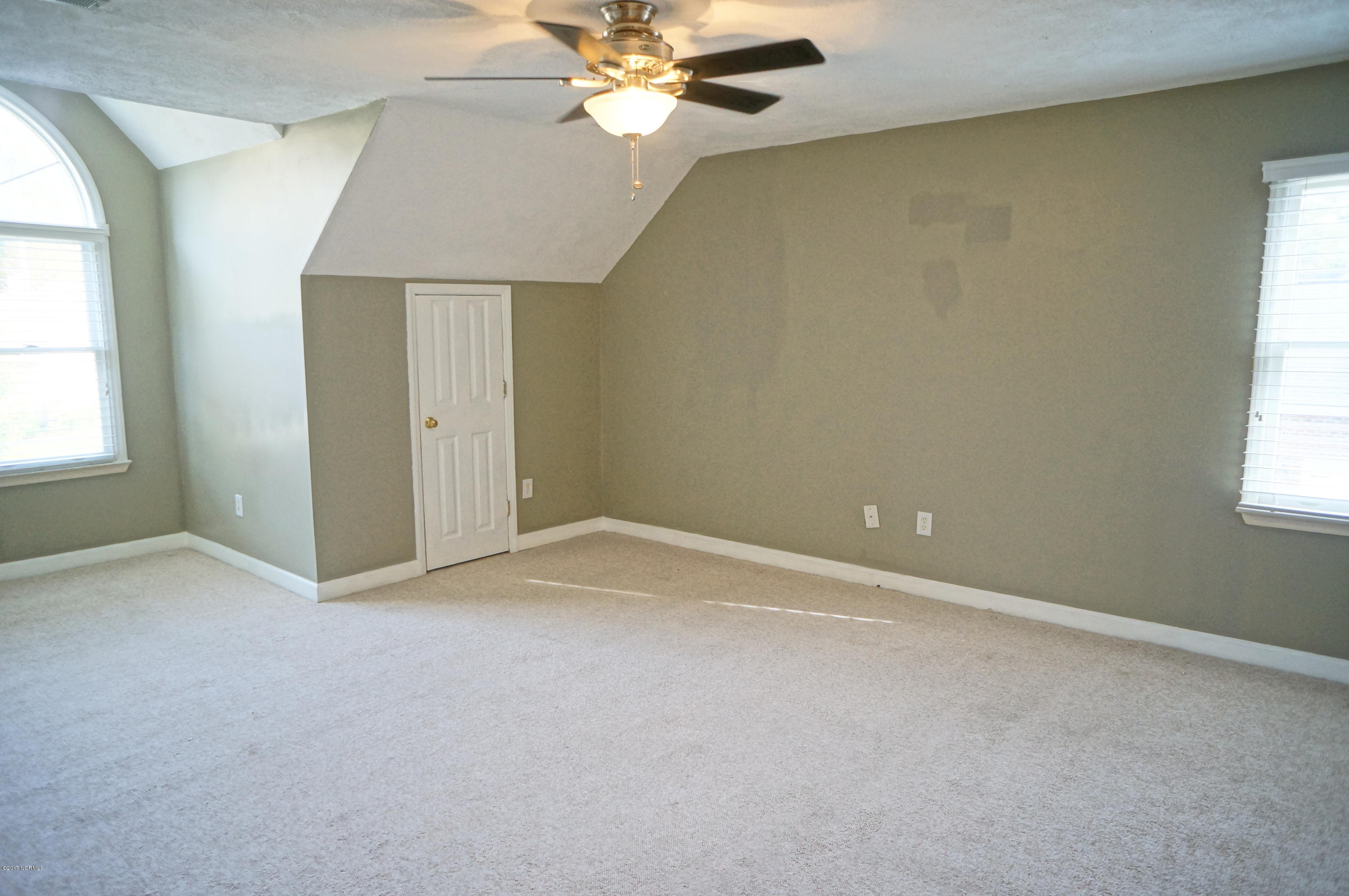 133 Geneva Road New Bern, NC 28562 - Photo 30 of 34 BR 5 or Bonus Room