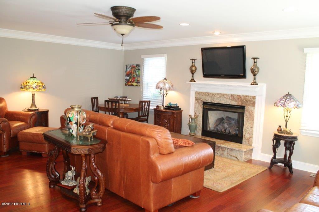 133 Geneva Road New Bern, NC 28562 - Photo 6 of 34 Lovely Floors
