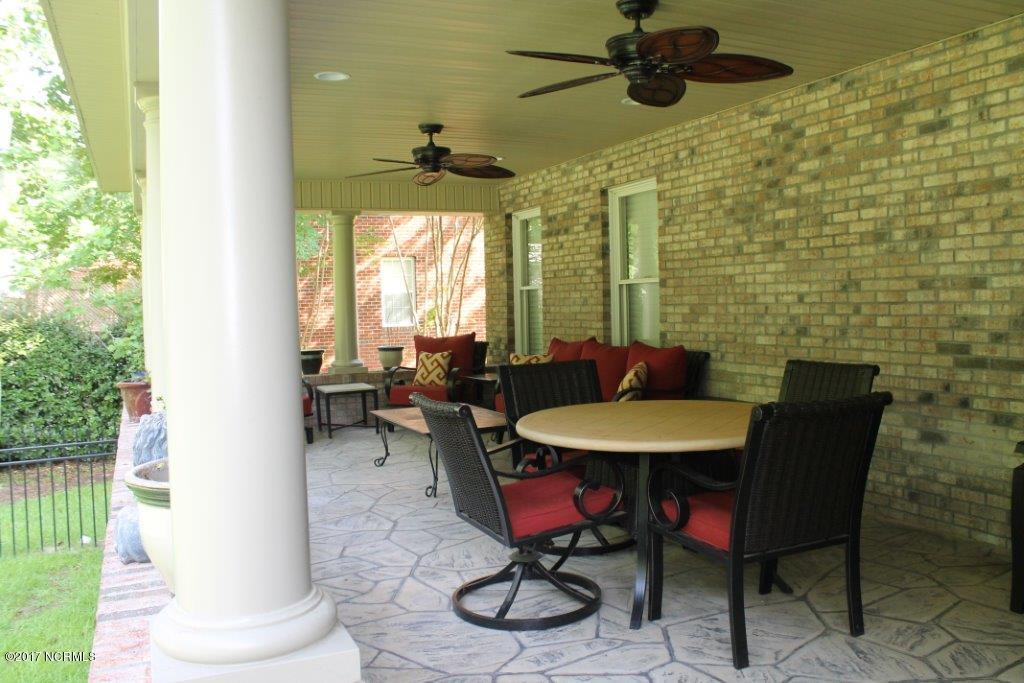 133 Geneva Road New Bern, NC 28562 - Photo 10 of 34 Great Covered Porch