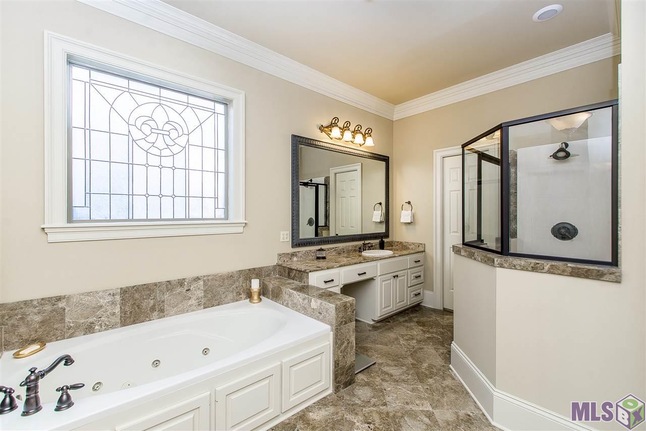 15002 Reveille Avenue Baton Rouge, LA 70810 - Photo 19 of 24