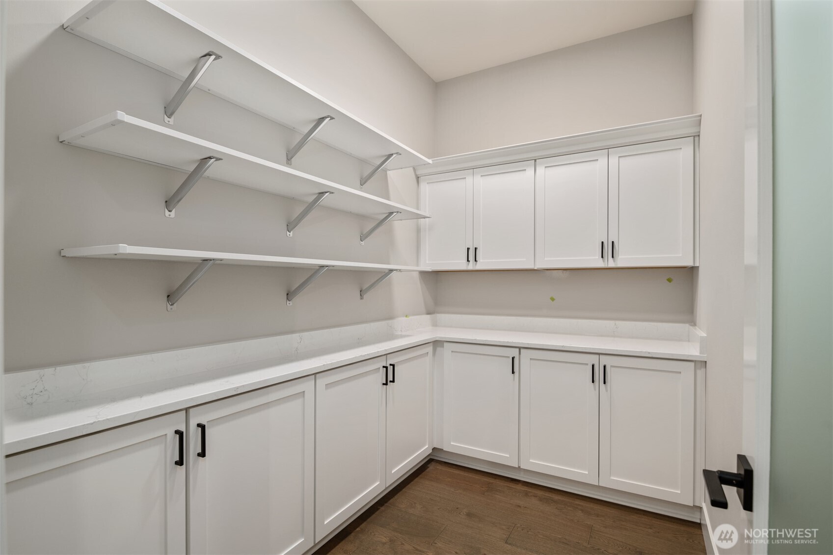 13025 75th Place South Seattle, WA 98178 - Photo 14 of 27