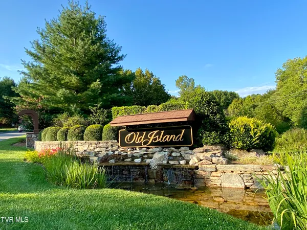 $124,900 | 1234 Ridgetop Trail, Unit 10, Kingsport, TN 37664