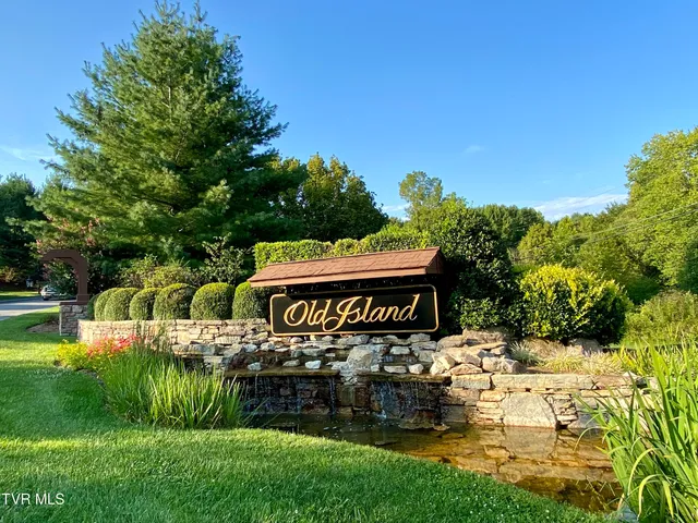 $124,900 | 1234 Ridgetop Trail, Unit 10, Kingsport, TN 37664