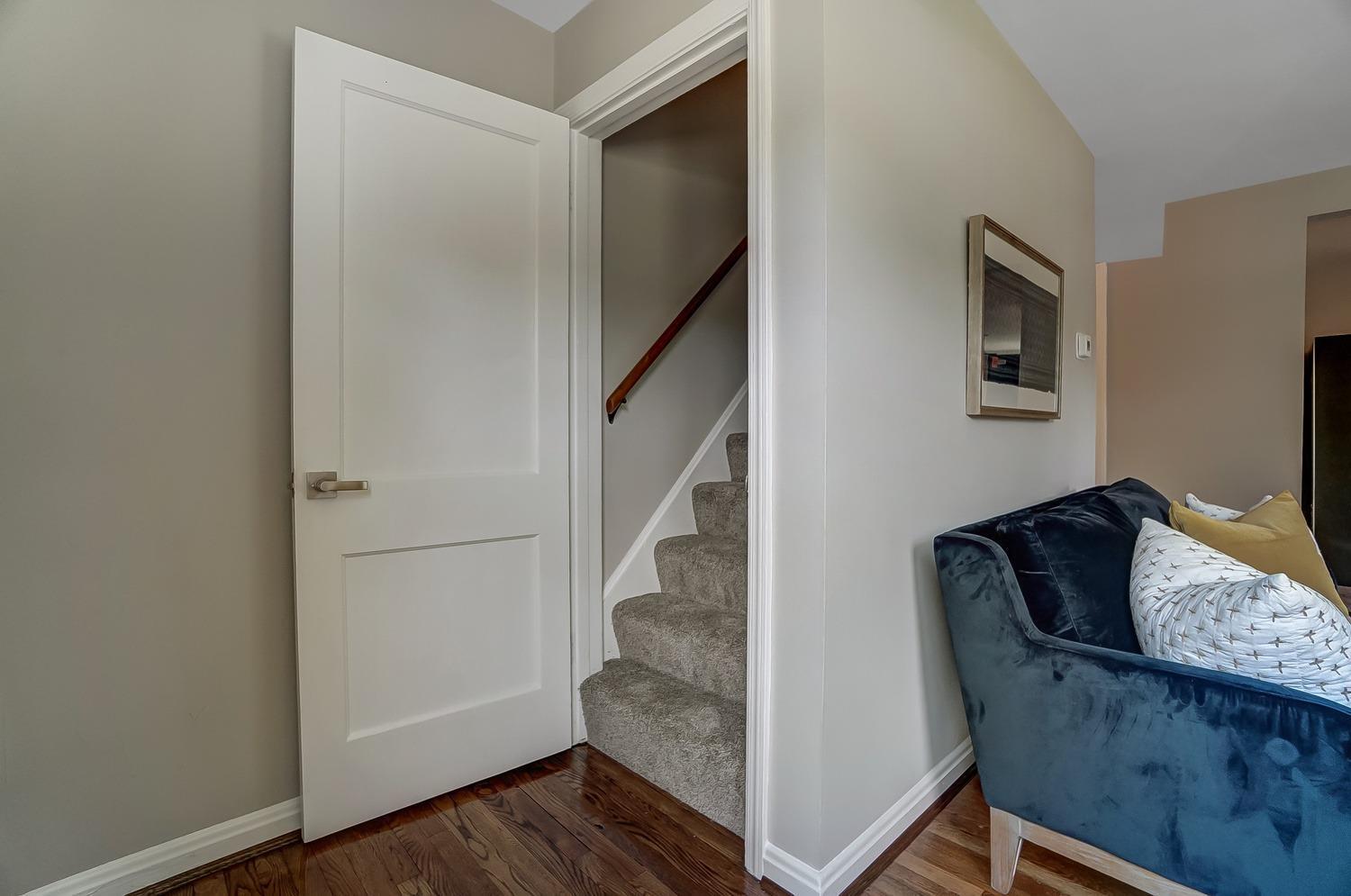 69 Damon Road Greenhills, OH 45218 - Photo 26 of 49 Gallery Image 26