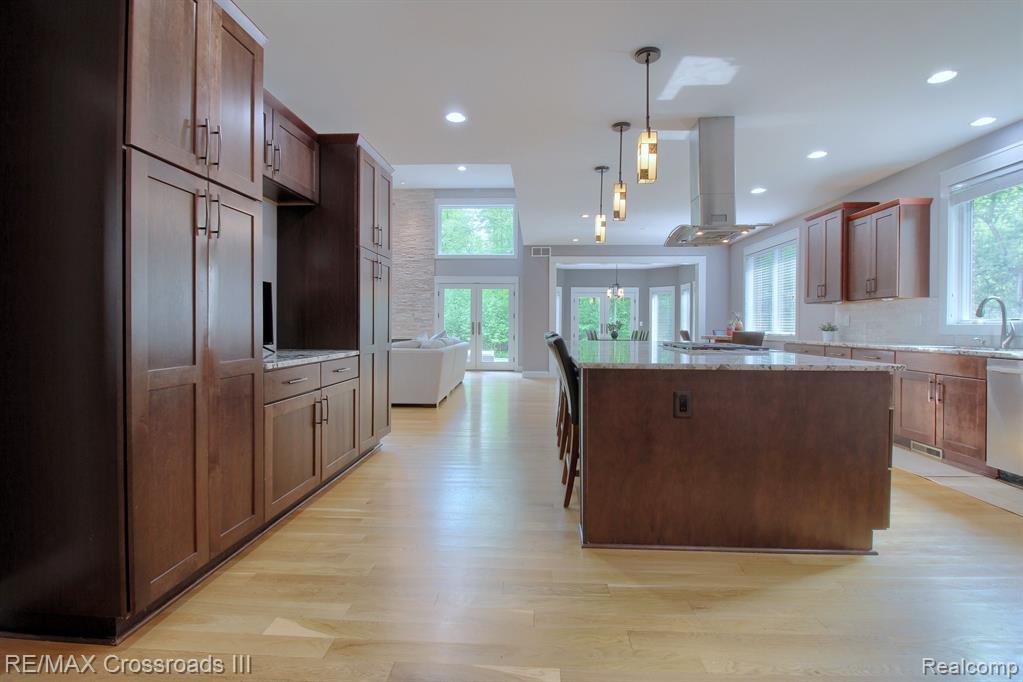 47605 Hanford Road Canton, MI 48187 - Photo 19 of 50