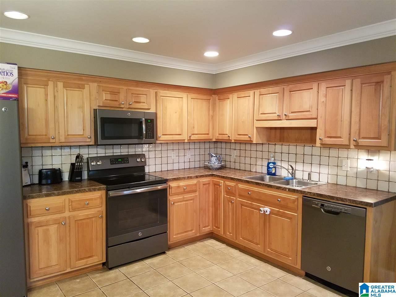 387 Wet Cat Road Hayden, AL 35079 - Photo 3 of 8