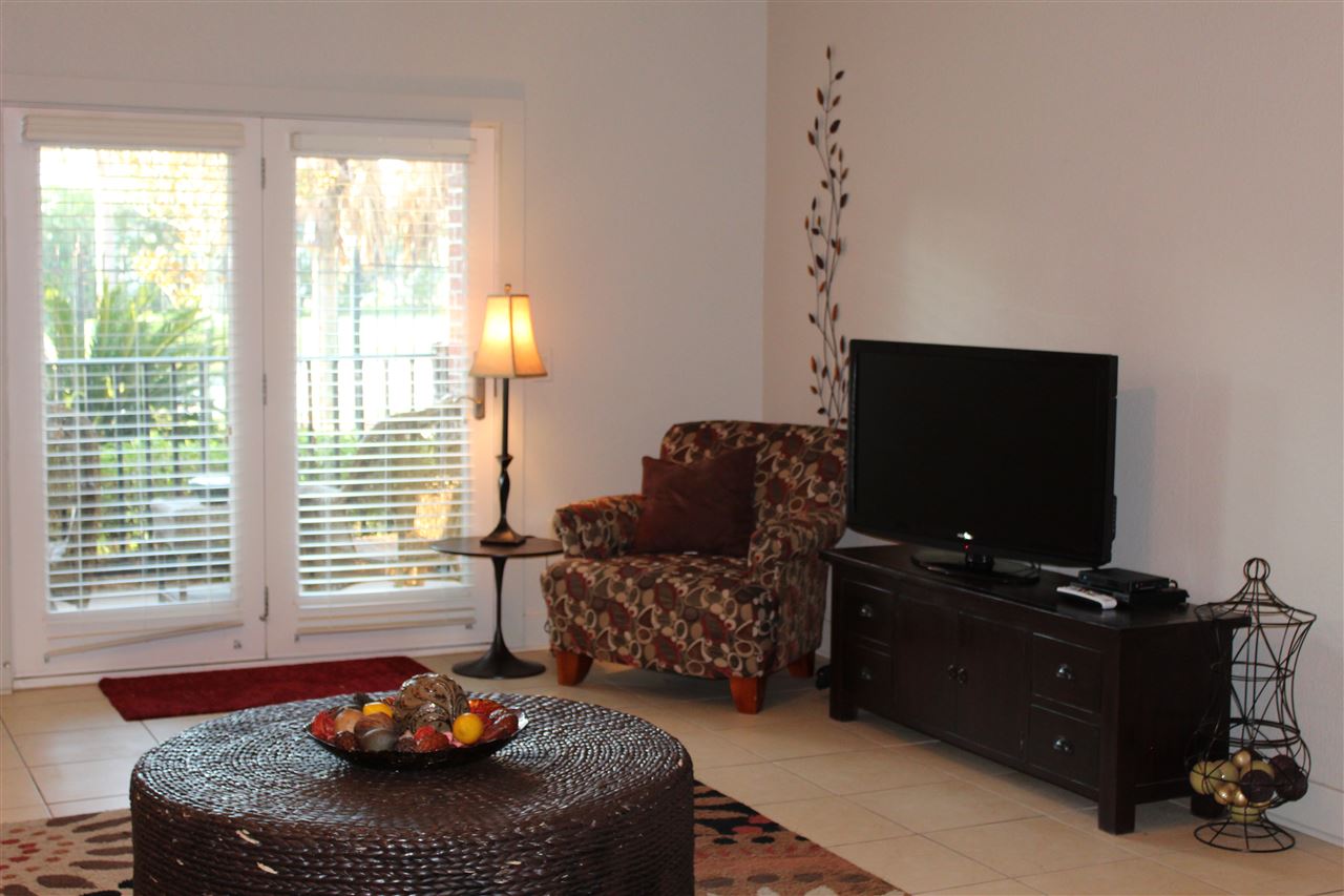 20050-107 Oak Road East, Unit 107 Gulf Shores, AL 36542 - Photo 3 of 49 Living Room