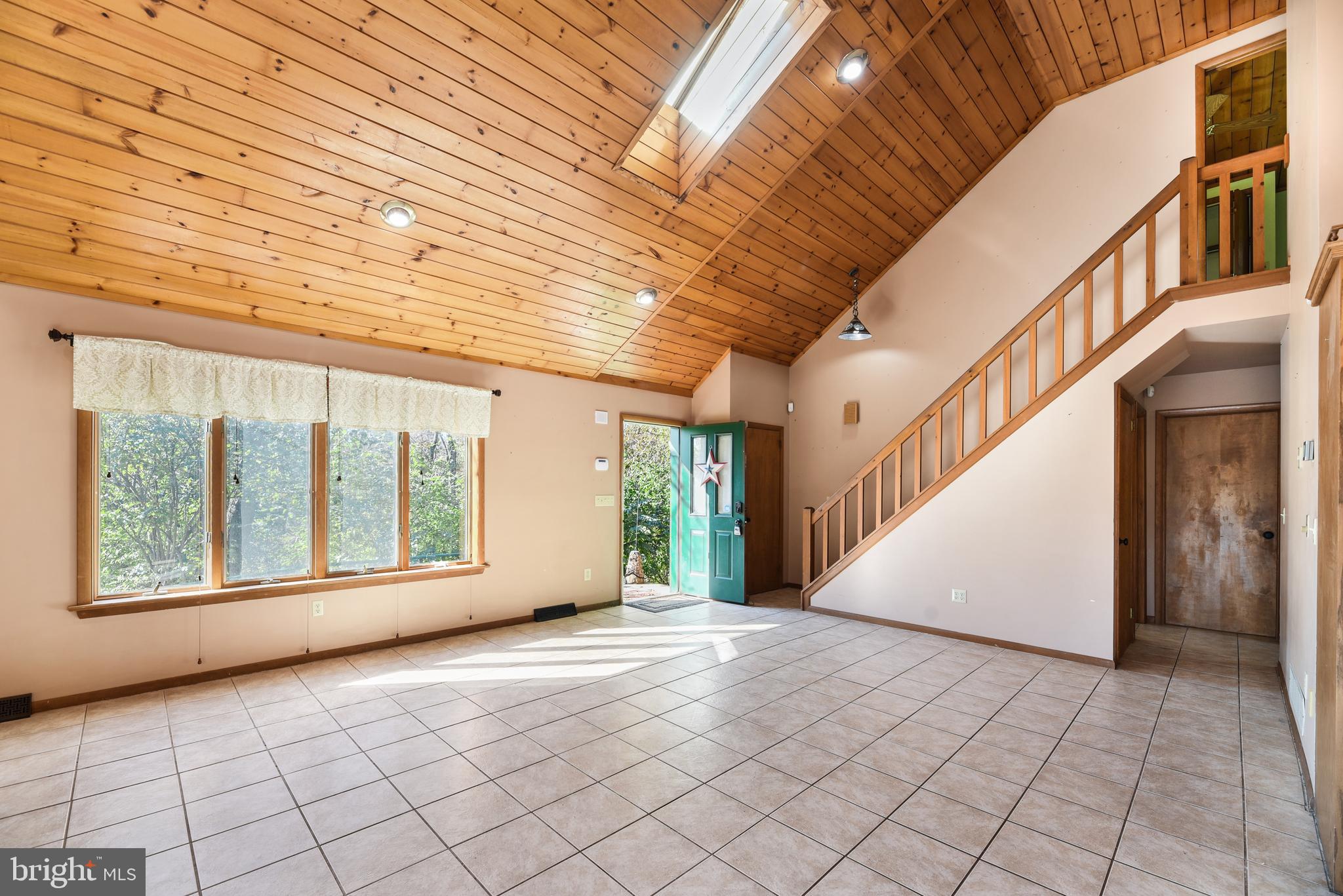 435 Speedwell Forge Road Lititz, PA 17543 - Photo 3 of 28