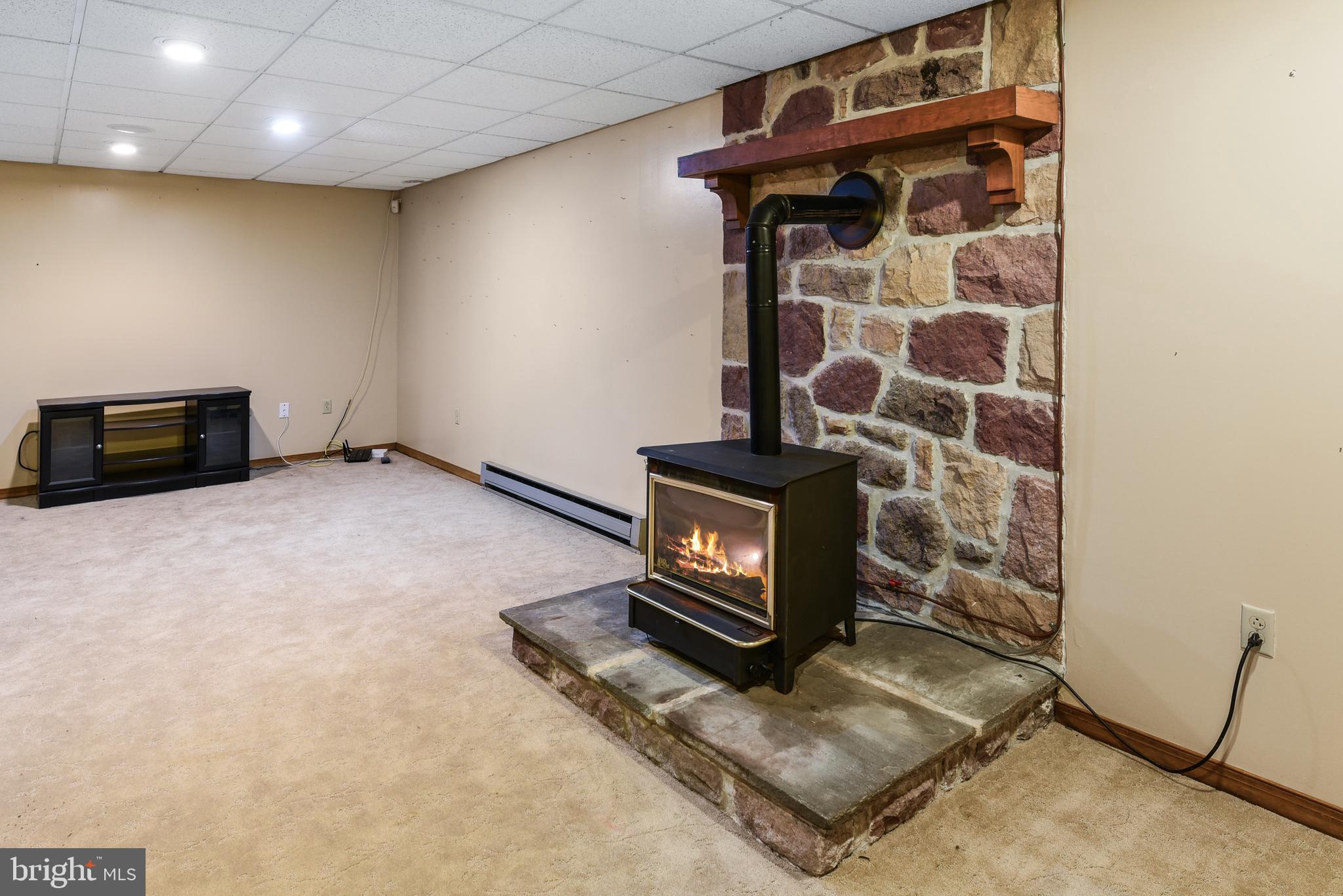435 Speedwell Forge Road Lititz, PA 17543 - Photo 9 of 28