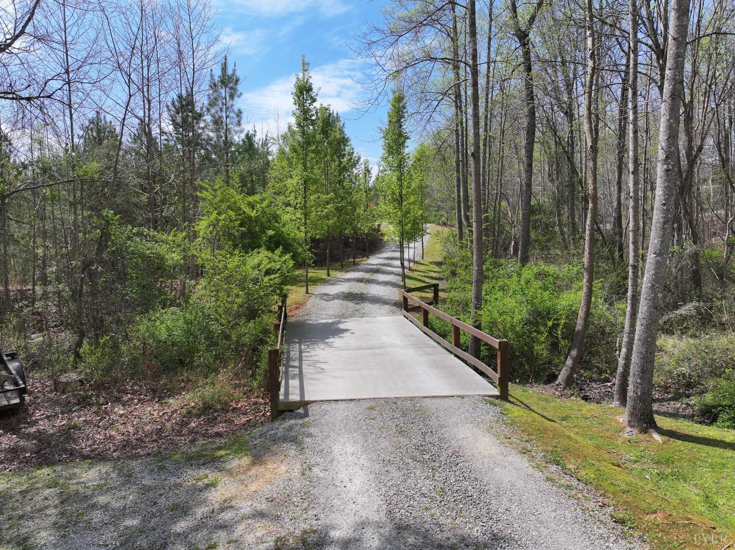 120 Ripley Drive Danville, VA 24540 - Photo 14 of 71