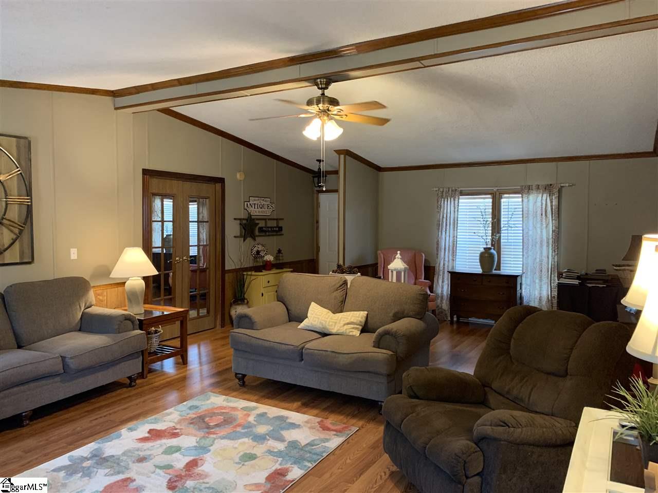 992 Durbin Road Fountain Inn, SC 29644 - Photo 4 of 16 Gallery Image 4