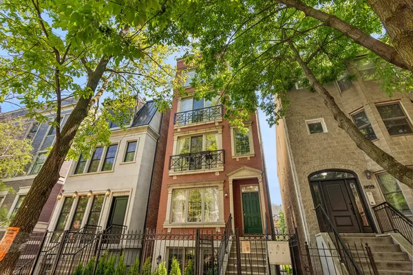 $5,450 | 1411 North Mohawk Street, Unit 1, Chicago, IL 60610