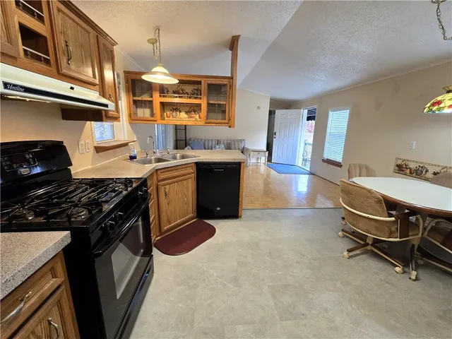 $43,900 | 114 Hawthorne Court, Delmont, PA 15626