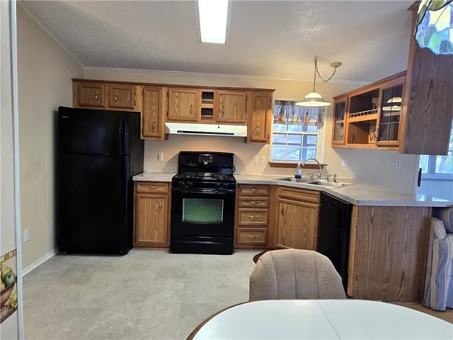 $43,900 | 114 Hawthorne Court, Delmont, PA 15626