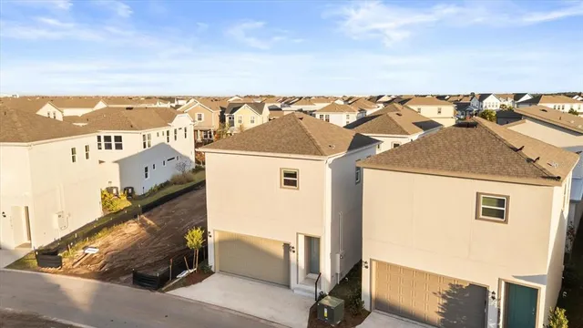 a view of a terrace with sky view