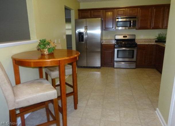 381 Longview Road Medina, OH 44256 - Photo 10 of 20 Gallery Image 10
