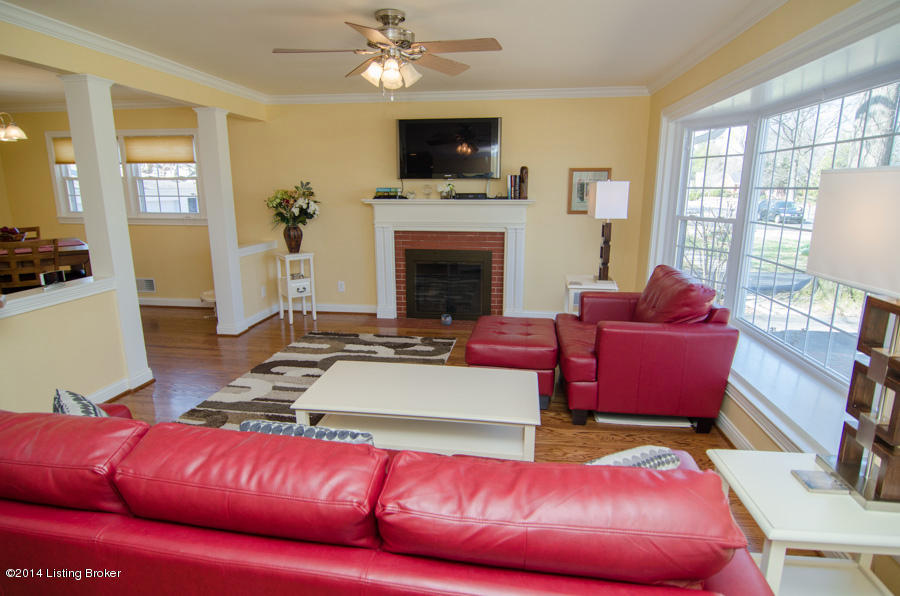 4318 Alicent Road Louisville, KY 40207 - Photo 5 of 33 Living Room