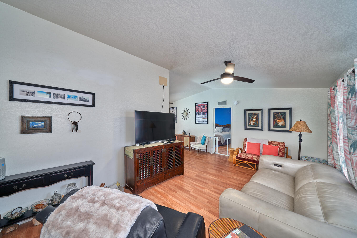 33541 Les Road Thousand Palms, CA 92276 - Photo 5 of 41 33541 Les Rd Thousand Palms CA-large-010