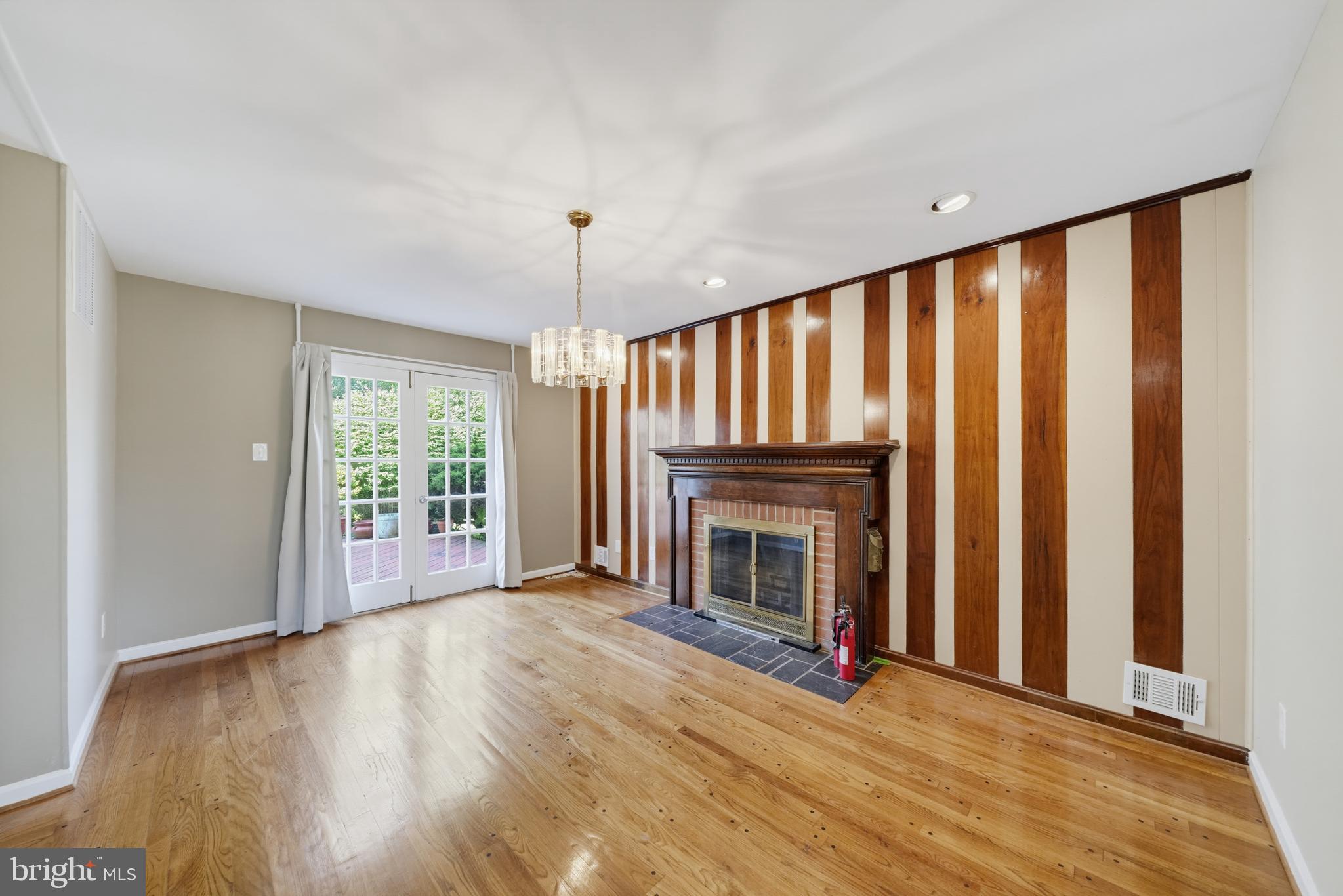 16818 Briardale Road Rockville, MD 20855 - Photo 13 of 45