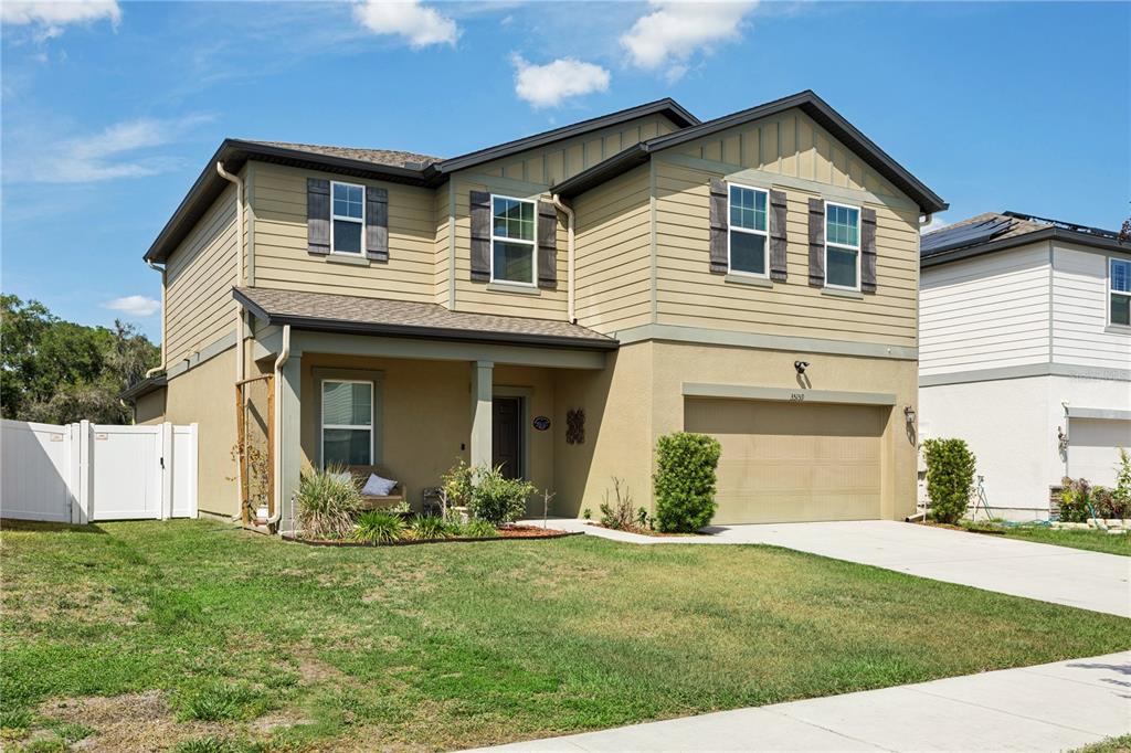 35159 Daisy Meadow Loop Zephyrhills, FL 33541 - Photo 2 of 31