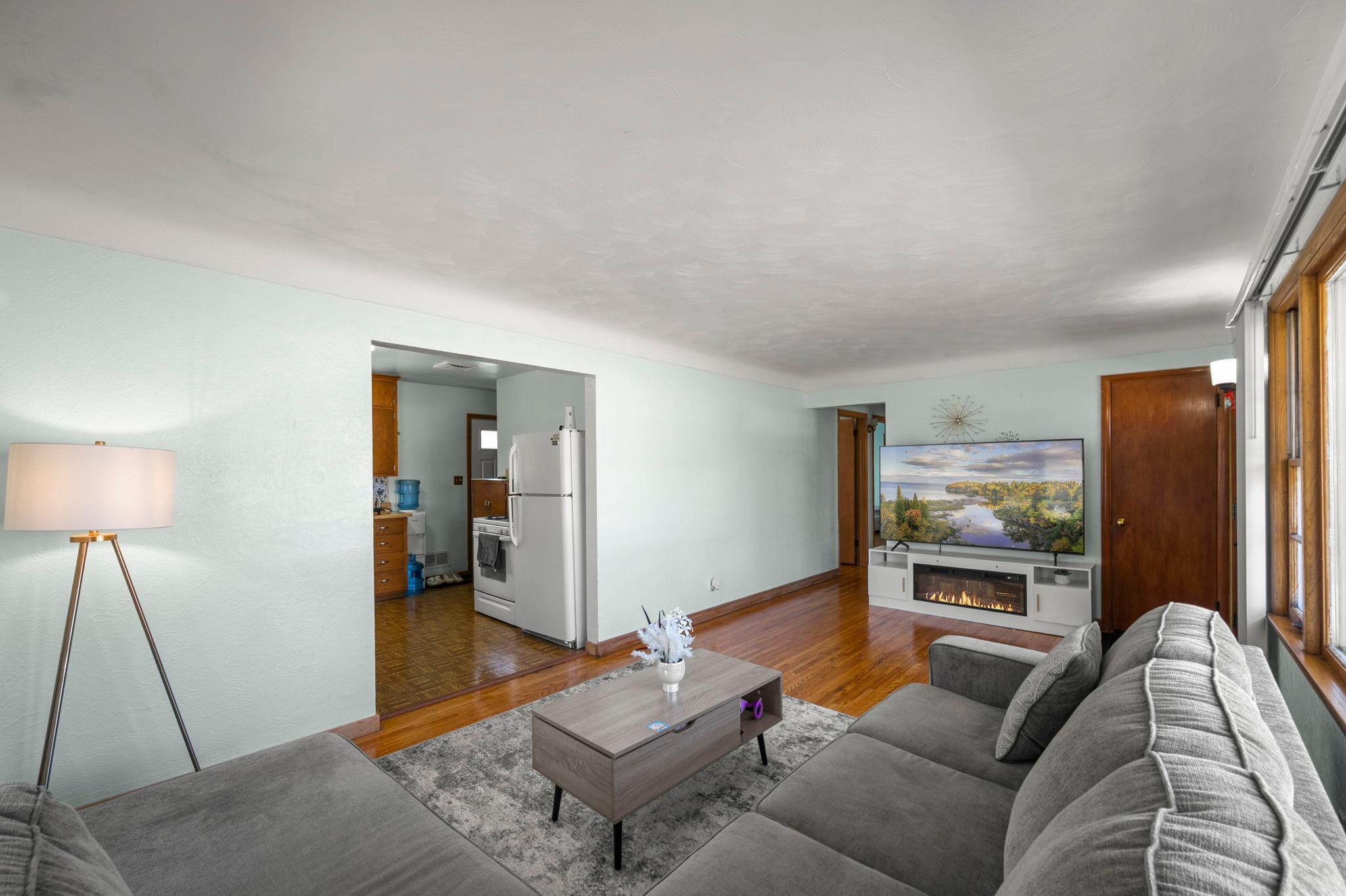 1236 Roma Avenue Roseville, MN 55113 - Photo 6 of 35 Gallery Image 6