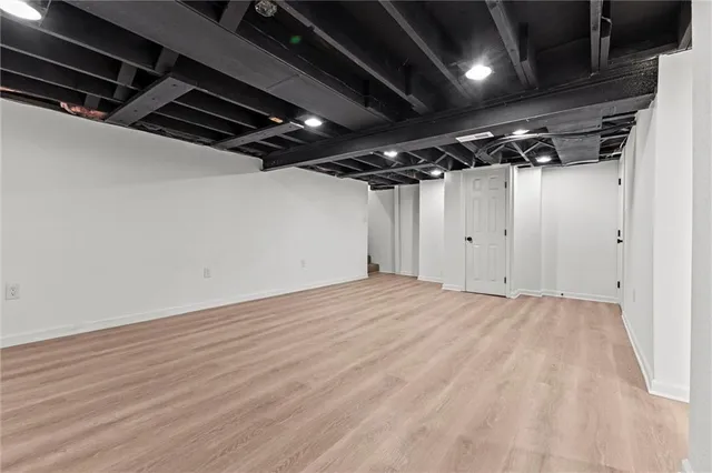 $400,000 | 8122 West 92nd Terrace, Overland Park, KS 66212