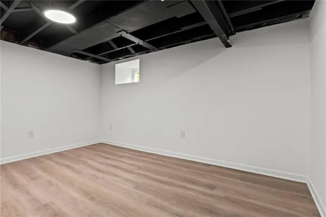 $400,000 | 8122 West 92nd Terrace, Overland Park, KS 66212