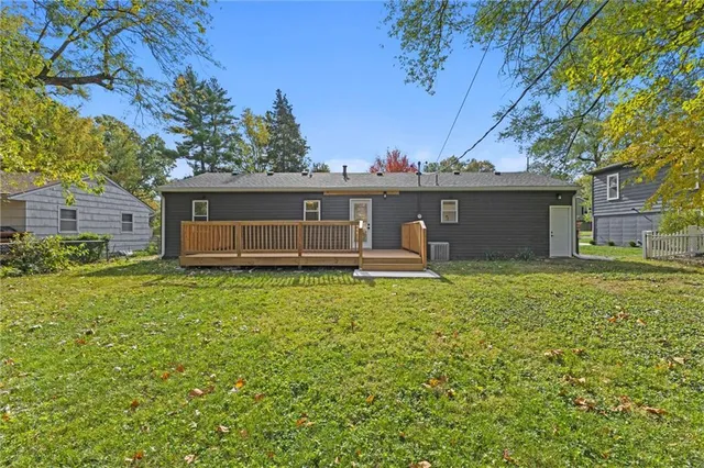 $400,000 | 8122 West 92nd Terrace, Overland Park, KS 66212