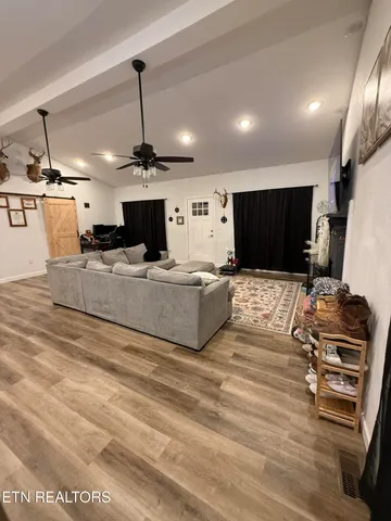 $340,000 | 5550 South York Highway, Grimsley, TN 38565