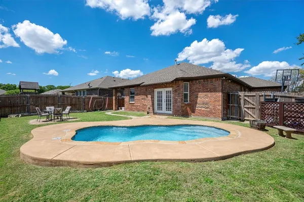 $450,000 | 9257 Water Oak Drive, Arlington, TX 76002