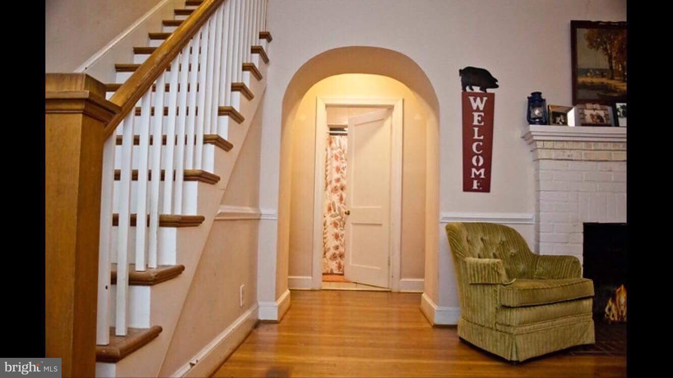 4278 Catlett Road Midland, VA 22728 - Photo 3 of 14 Interior (General)