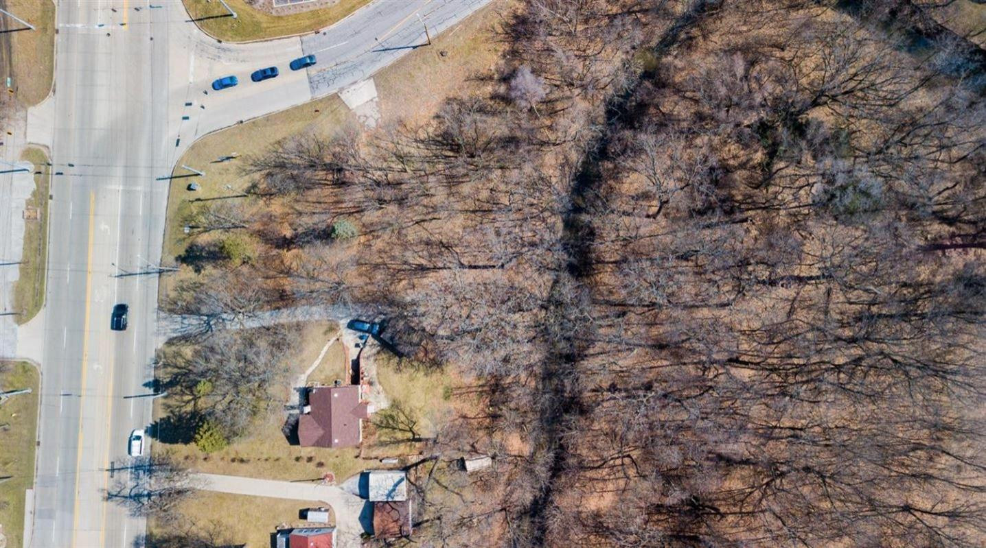 1736 St John Road Schererville, IN 46375 - Photo 3 of 6 a bathroom with a shower