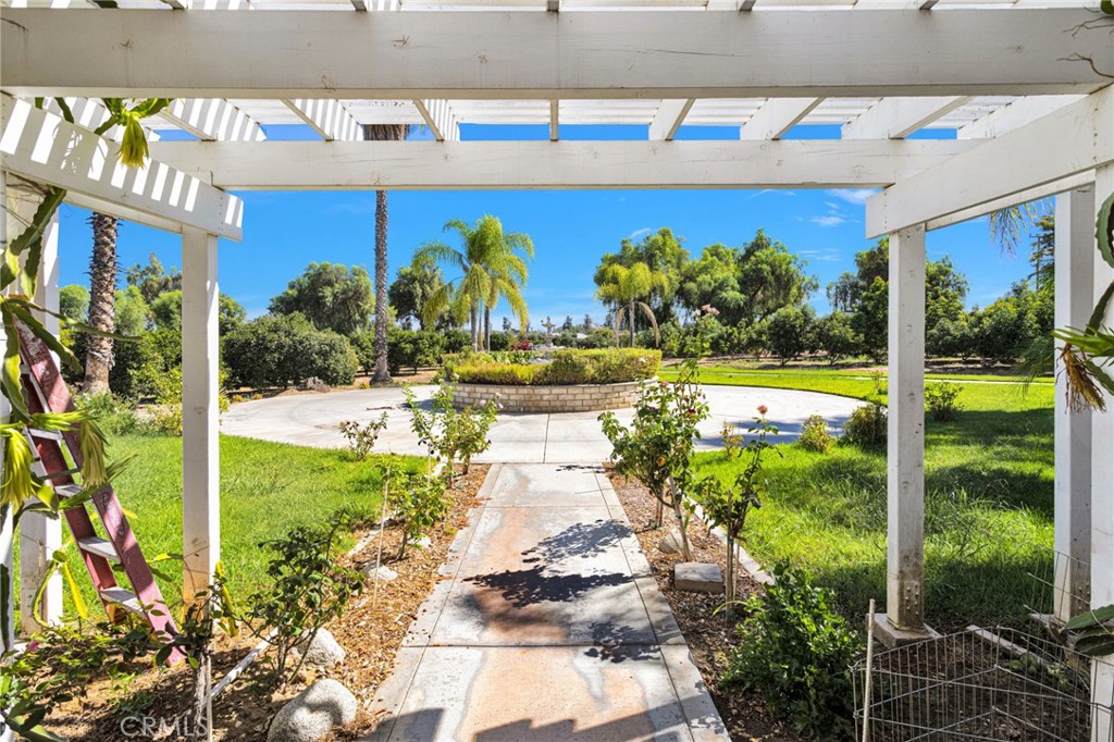 2540 Monroe Street Riverside, CA 92504 - Photo 8 of 74 Gallery Image 8