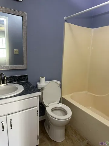 $900 | 11731 Highway 1, Unit 1, Lettsworth, LA 70753